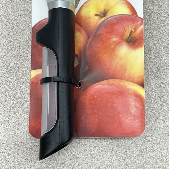 Kitchen Aid Euro Peeler Pistachio Green Protective Blade Cover KE112OHPIA NWT - Picture 5 of 15